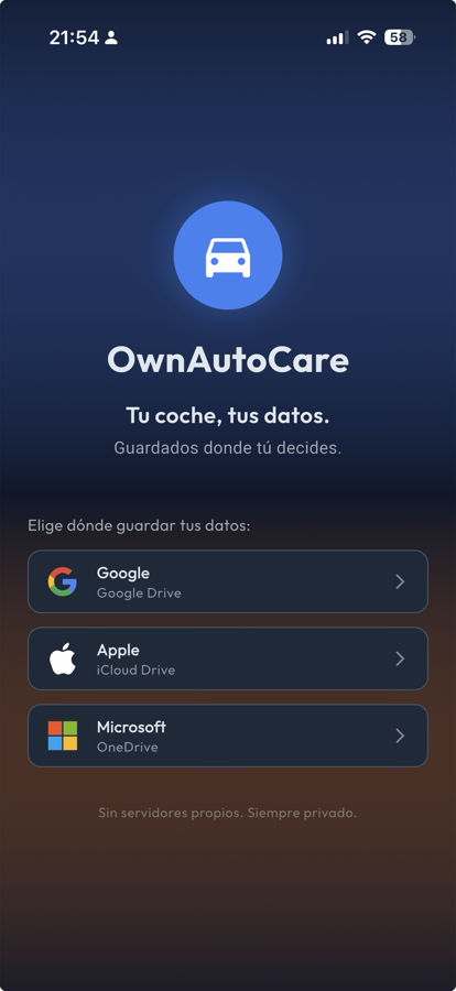 Pantalla de OwnAutoCare para elegir dónde guardar tus datos: Google Drive, iCloud Drive o Microsoft OneDrive